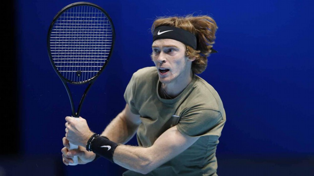 借出色的表 借出色的表