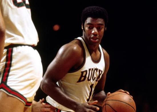 以库里与格 以库里与格